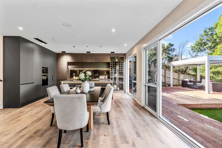 9C Olwyn Place Greenhithe_19