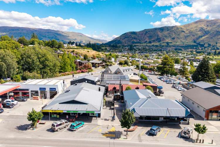 33-39 Ardmore Street Wanaka_1