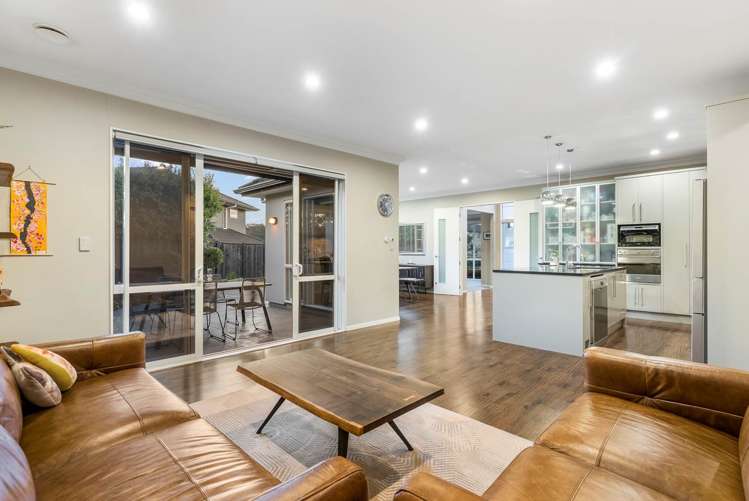 17 Huntington Park Drive Greenhithe_5