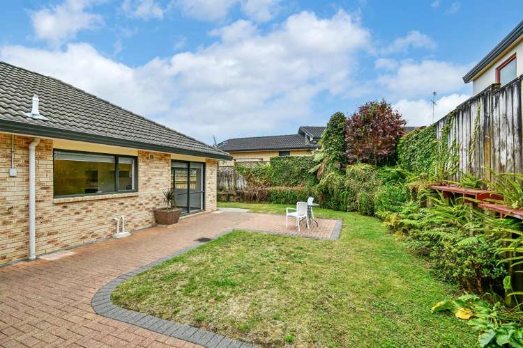 15 Rathmar Drive Alfriston Heights_13