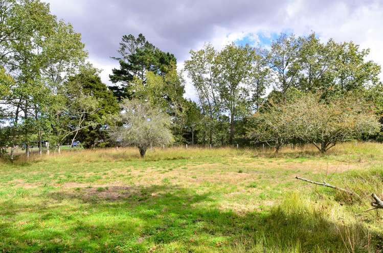 113 Foster Road Kumeu_7