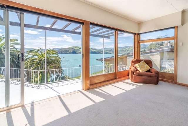 213 Beach Road Akaroa_3