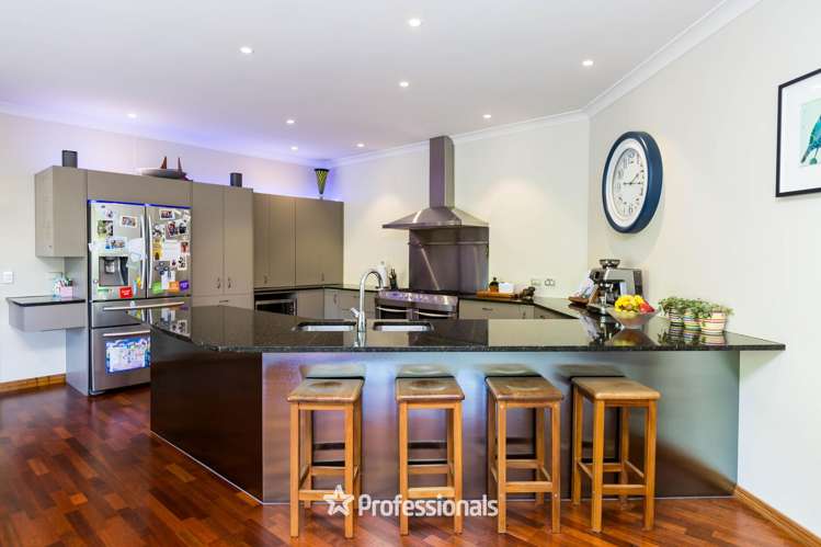 118 Colletts Road Mangaroa_6