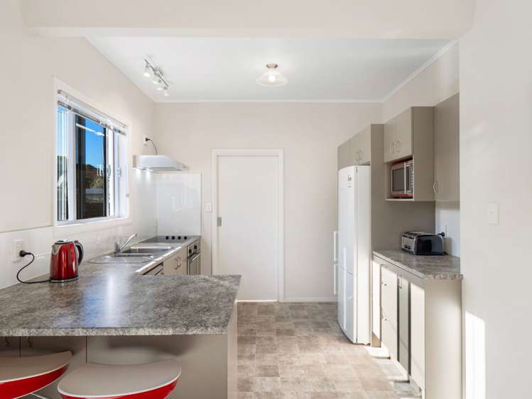 66 Great North Road_5