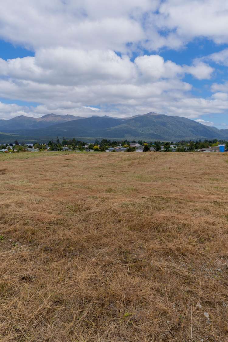 45 Burnby Drive Te Anau_8