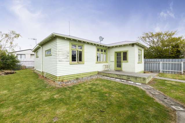 48 Seaforth Avenue Milson_1