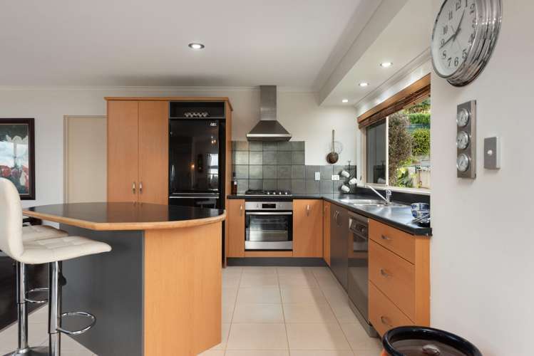 16 Avon Rise Welcome Bay_8