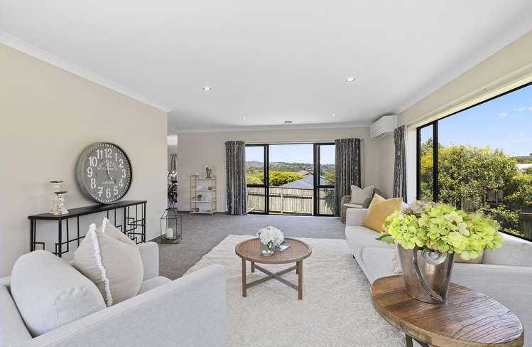 31 Saint Ives Drive Camborne_5