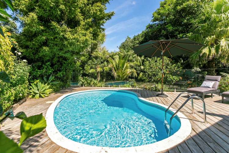 6 Tipene Place Meadowbank_21