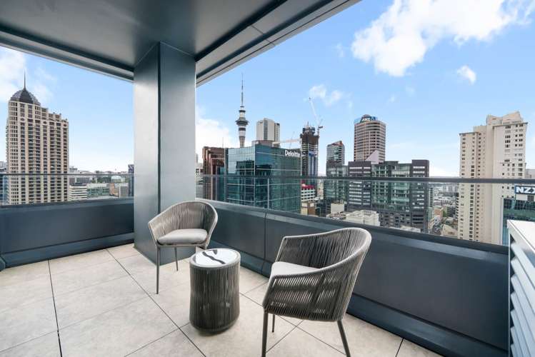 2307/10 Commerce Street Auckland Central_9