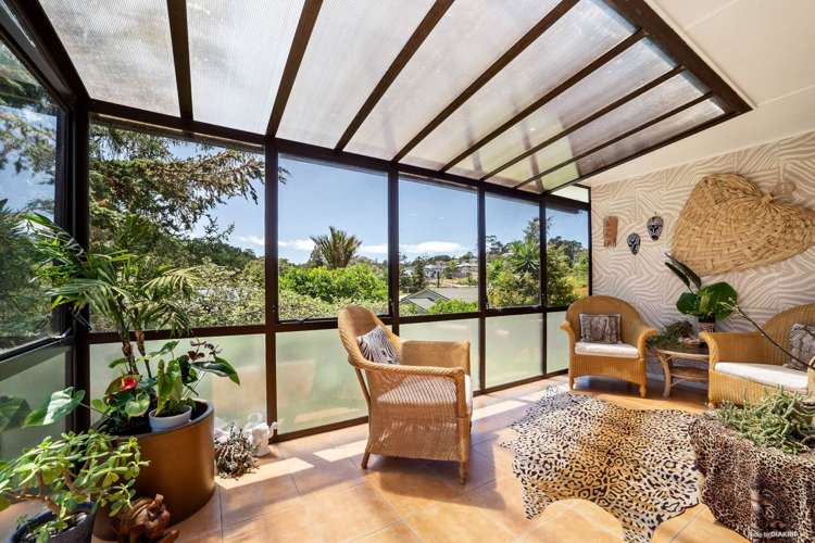 14 Vandeleur Avenue Birkdale_9