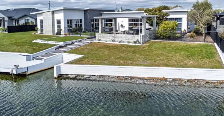 21 Torbay Avenue 10001_1