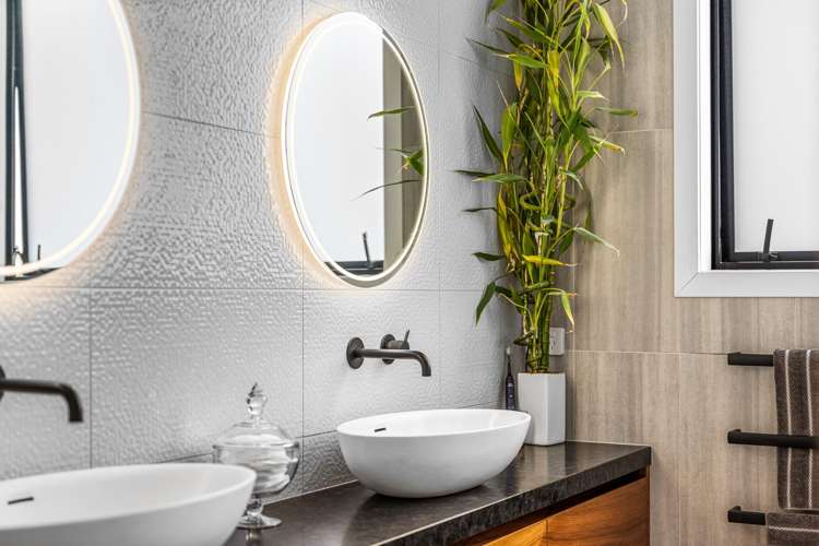 131a Beach Road Castor Bay_24