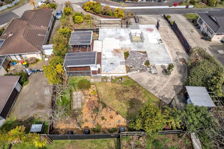 17 Gwendoline Street Glenholme_18