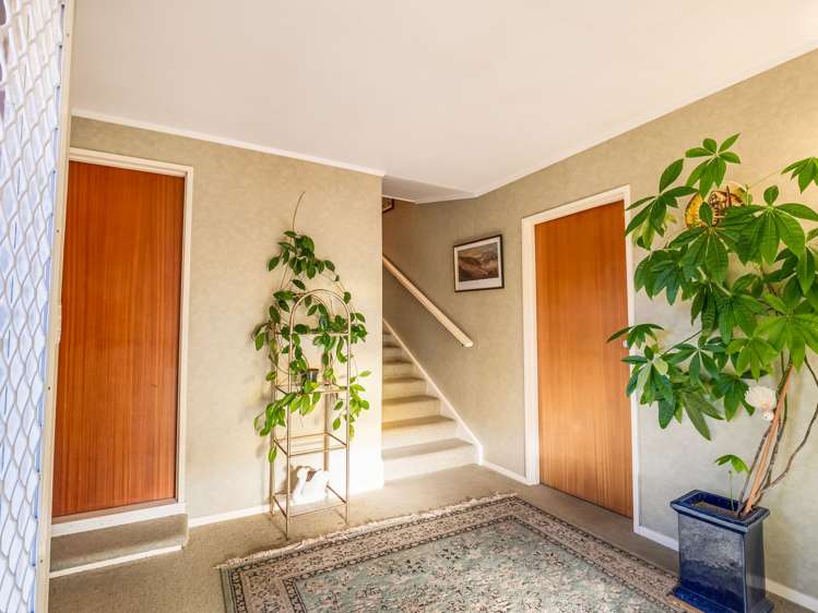 14A Brassey Road Saint Johns Hill_11