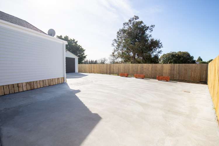 8 Fernleigh Street Kerepehi_17