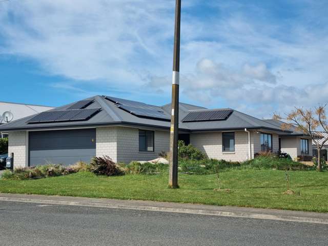 7 Lake View Road Waipukurau and Surrounds_2