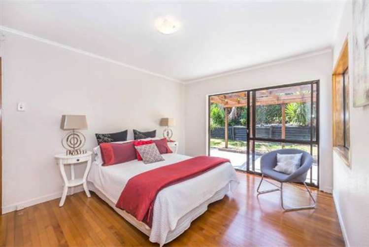 680 Beach Road Browns Bay_8