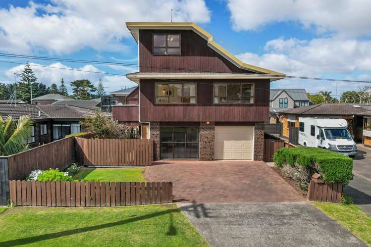 2 Empire Road Orewa_3