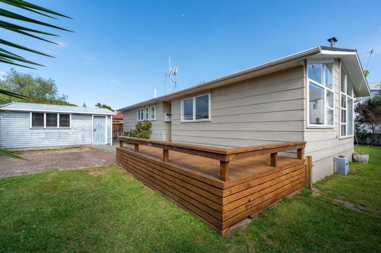 16 Pickering Crescent Chedworth_12