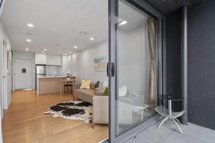 1005/438 Queen Street Auckland Central_8