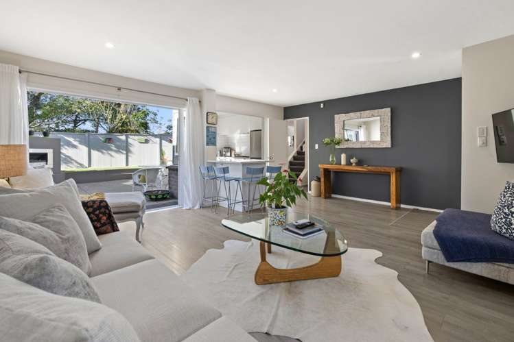 1/98 St Johns Road_3