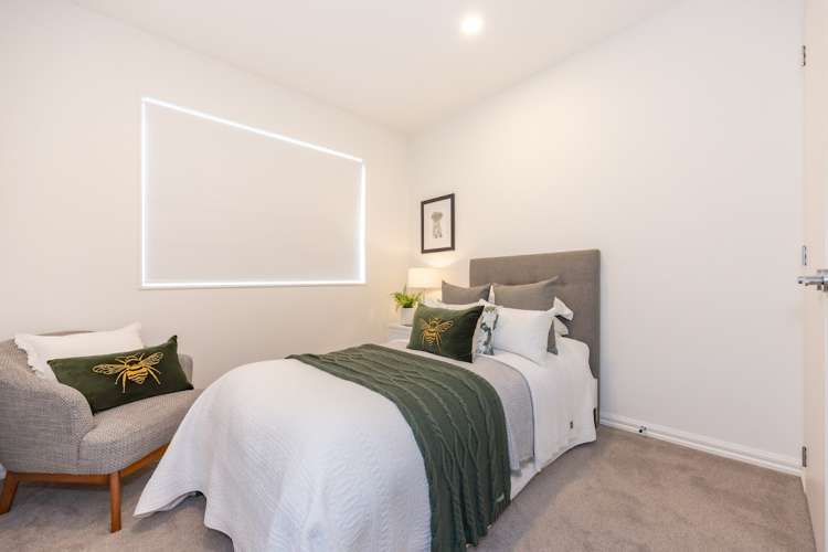 32 Celestial Crescent Orewa_14