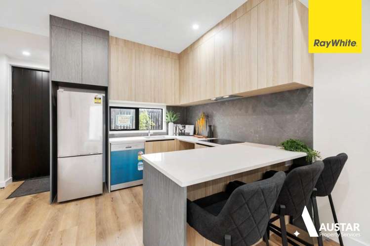  68 Parkwood Avenue Westgate_11