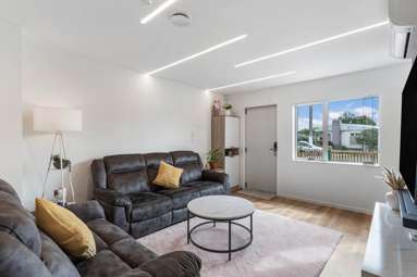 115E Luke Street East_2