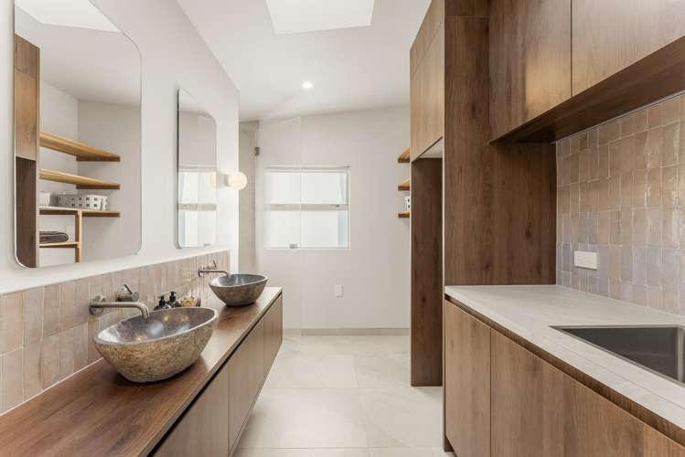 16b Clyde Street Mount Maunganui_21
