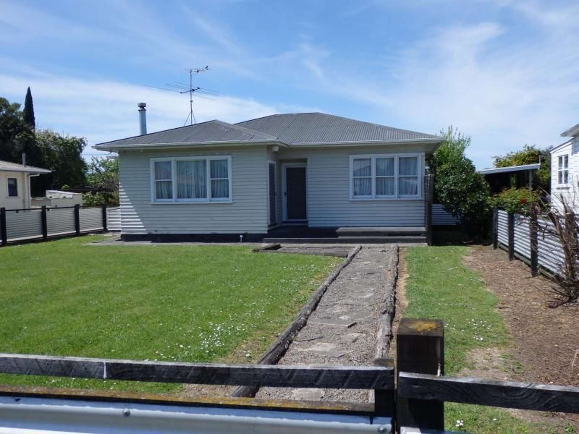 8 Chalmers Road Te Hapara_0