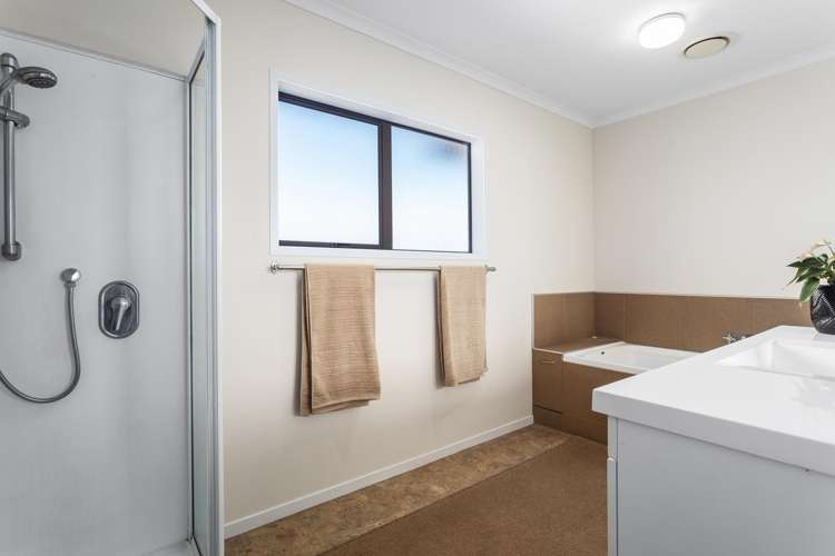 14 Commodores Close Coastlands_10