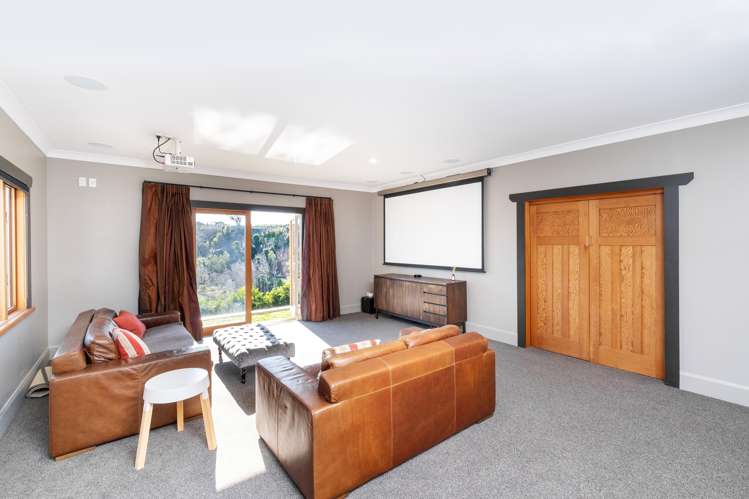 11 Lawrence Road Hospital Hill_21