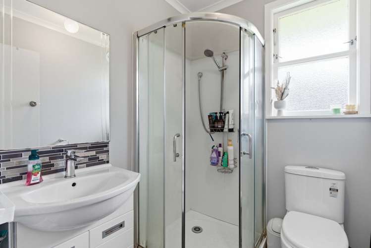 4 Dixon Road Ngapuna_18