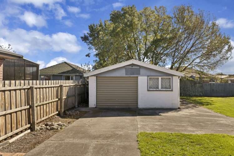 32 Carters Road Aranui_16