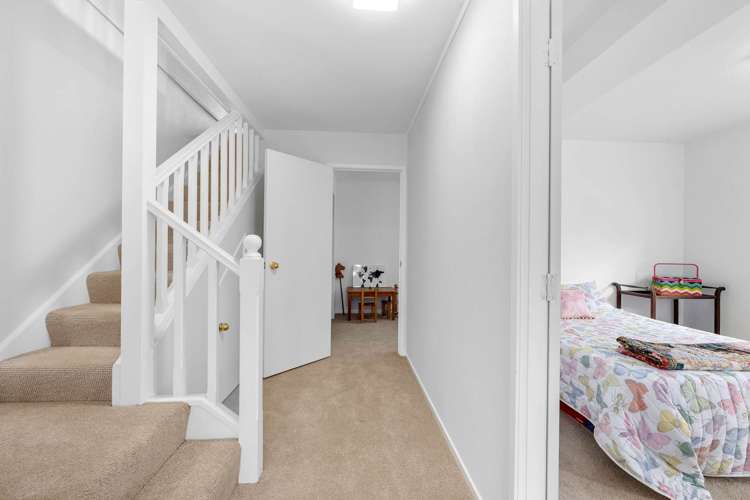 14 Owens Road Devonport_19
