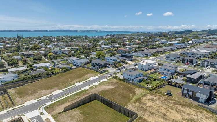 47 Seventh View Avenue Beachlands_13