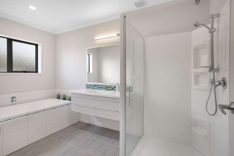 1 Bravo place Whitianga_23