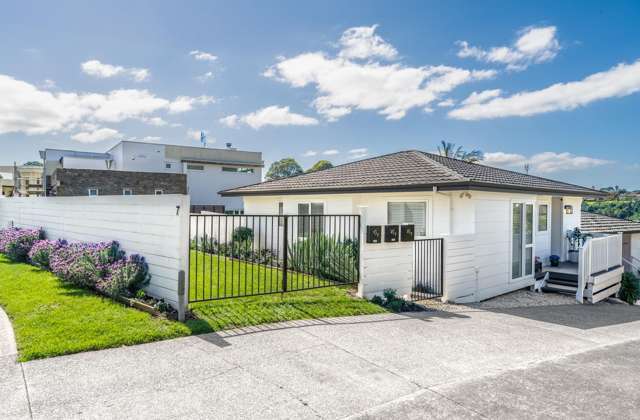 Stylish and Charming with views