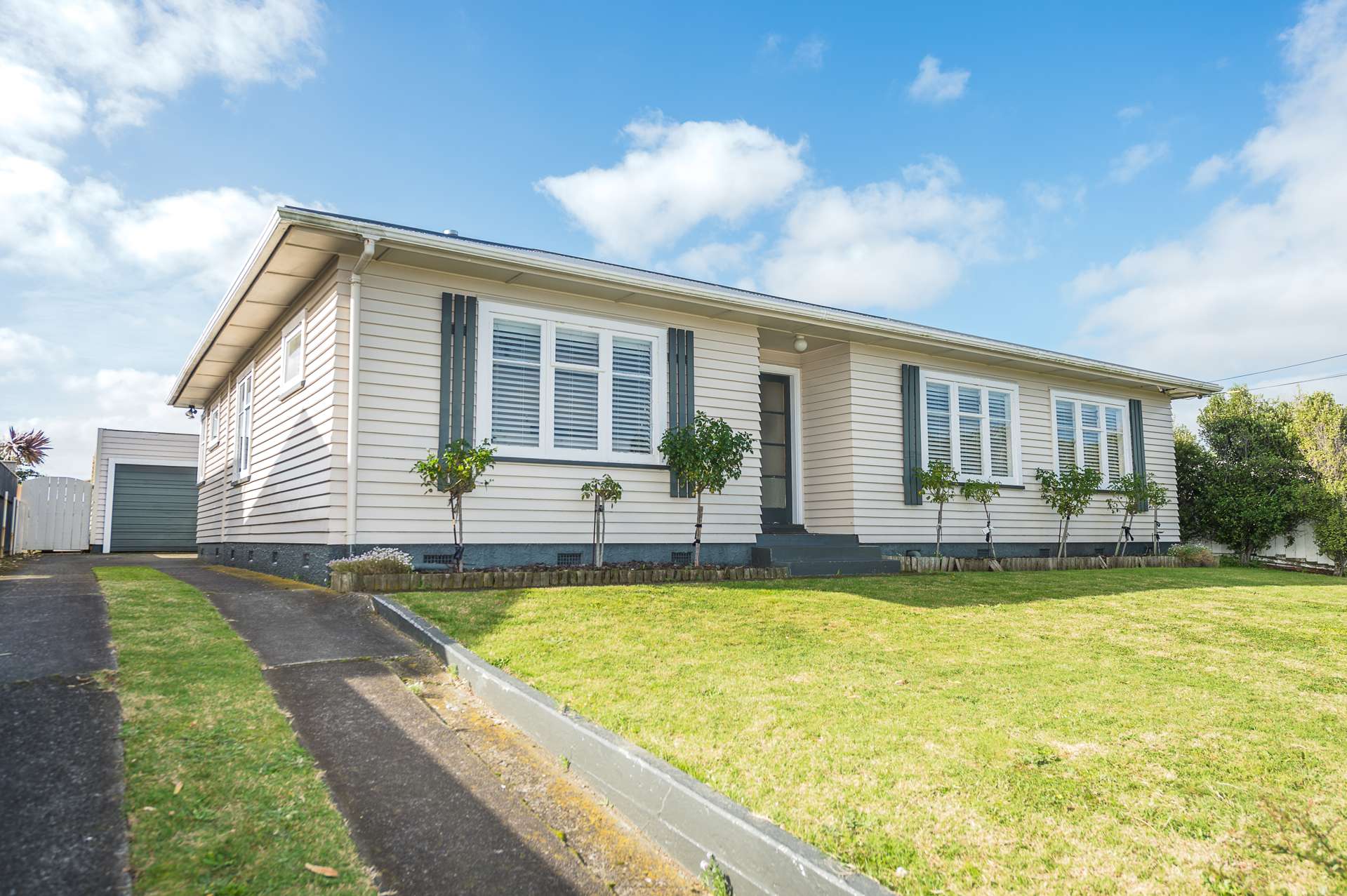 116 Carlton Avenue Tawhero_0