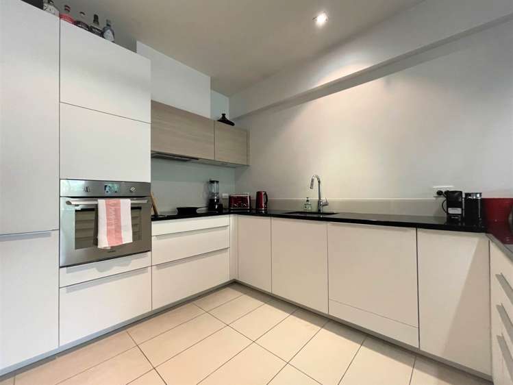 03/2g Bluegrey Avenue Stonefields_2