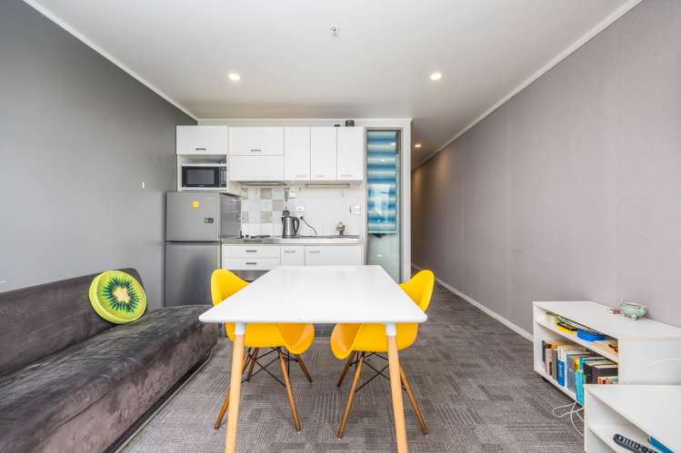 612/430 Queen Street Auckland Central_5