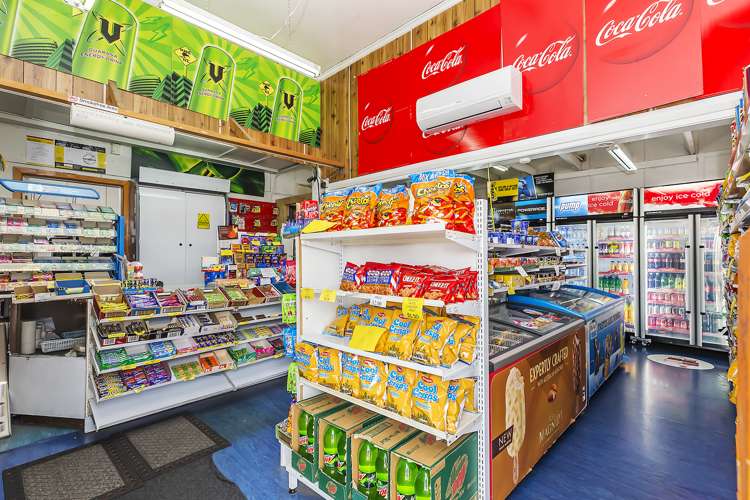 144 Rongotai Road Kilbirnie_2