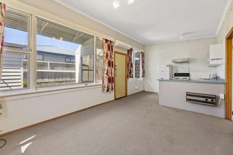 28D Hargest Crescent Saint Kilda_6