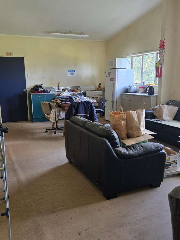 311 Kingseat Road Kingseat_23