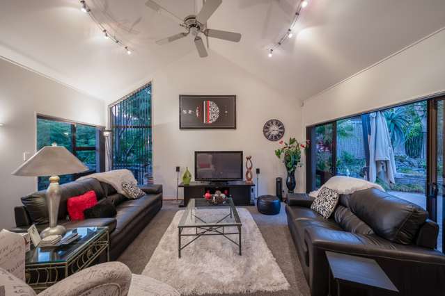 54 Beach Road Mellons Bay_4