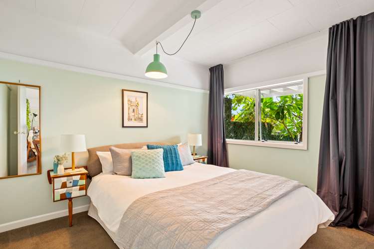 8 Reiman Street New Lynn_12