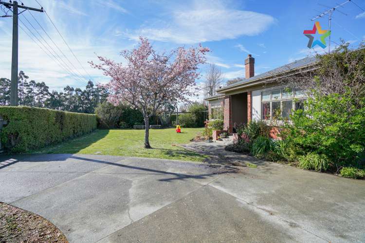 1 Home Street Manapouri_23