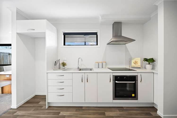 2/85 Cameron Road Hamilton East_1
