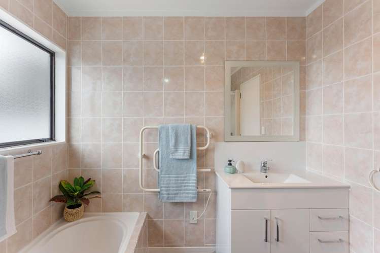 60 Campbell Avenue Paraparaumu_17